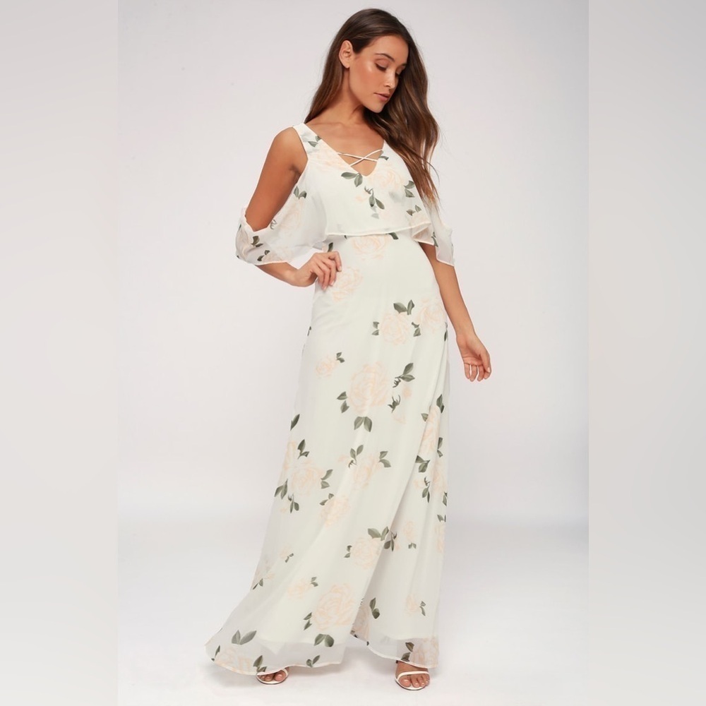 The Very Thought of You White Floral‎ Print Maxi Dress Size Medium